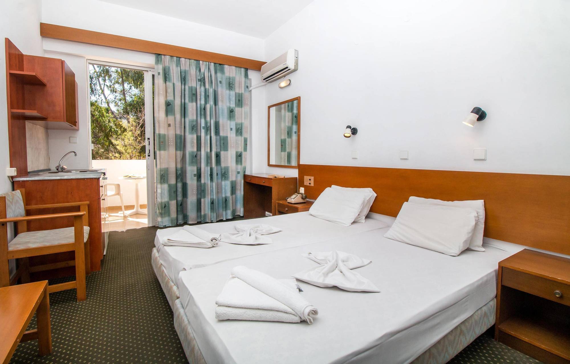 Achousa Hotel Faliraki Ngoại thất bức ảnh